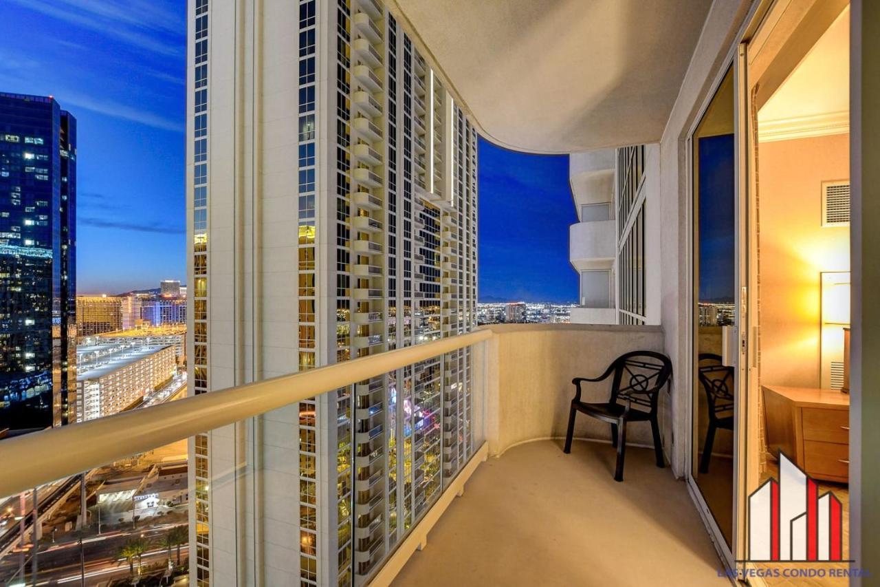 Mgm Signature-22-707 F1 Track & Strip View Balcony Ferienhaus Las Vegas